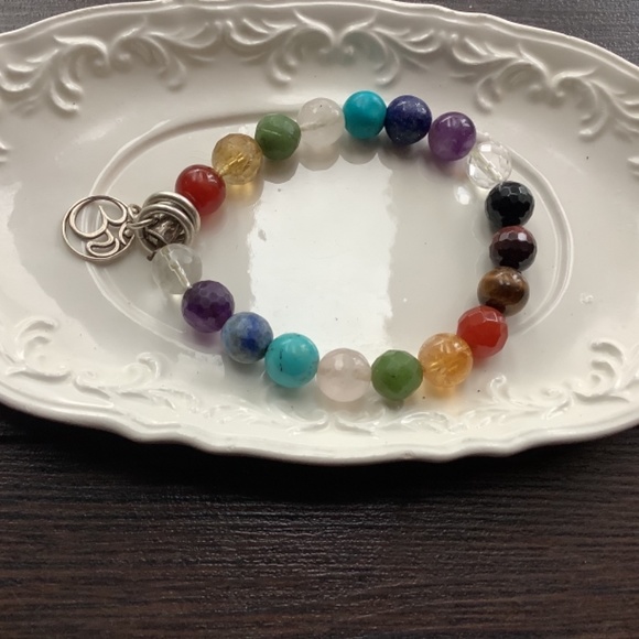 🤩Host Pick!Gemstone “chakra “ bracelet - Picture 5 of 6